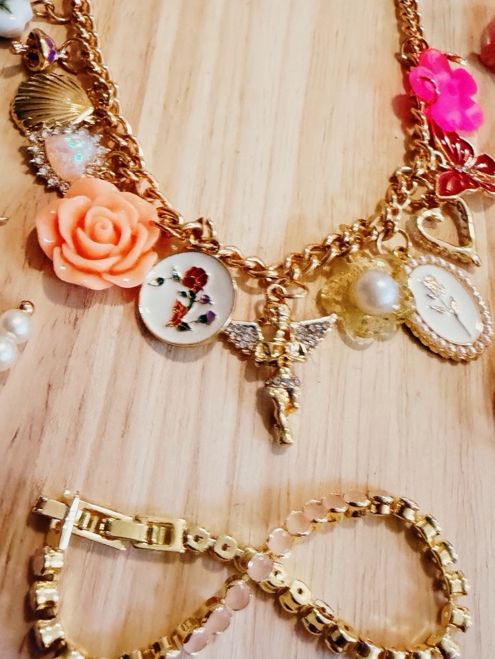 Charm necklace bundle - Picture 5 of 9